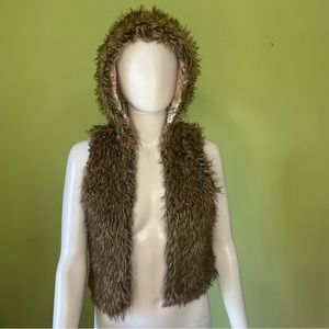 MUDD BROWN FUR FAIR ISLE REVERSIBLE HOODED VEST RAVE TRENDY SIZE MEDIUM GIRLS